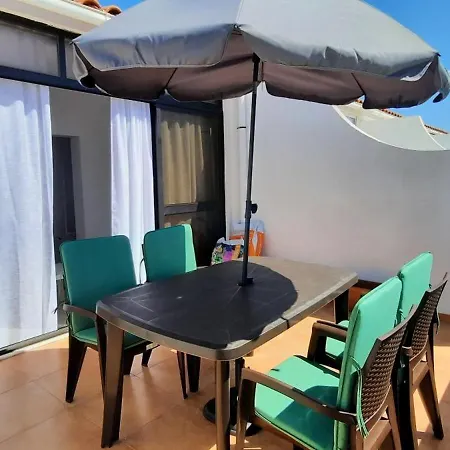 C/piscina-albufeira * Албуфейра