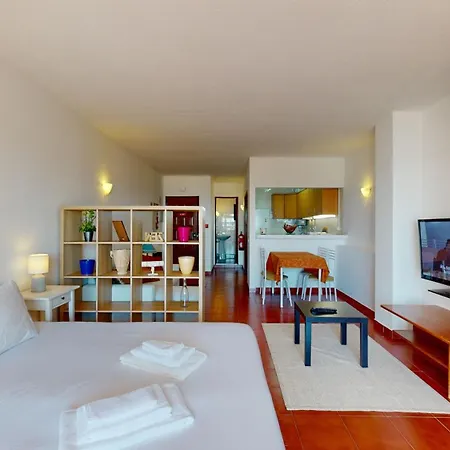 Cpiscinaalbufeira Apartamento